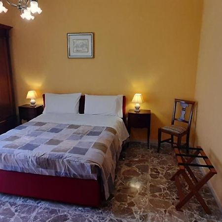 La Riviera Bed & Breakfast มิลาซโซ ภายนอก รูปภาพ