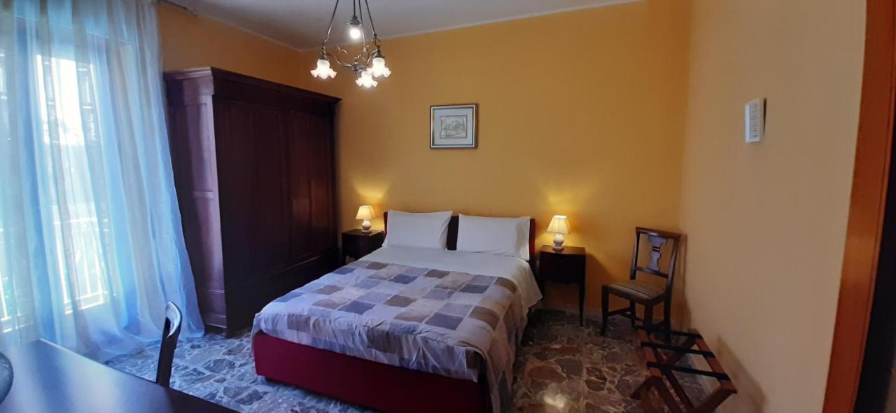 La Riviera Bed & Breakfast มิลาซโซ ภายนอก รูปภาพ