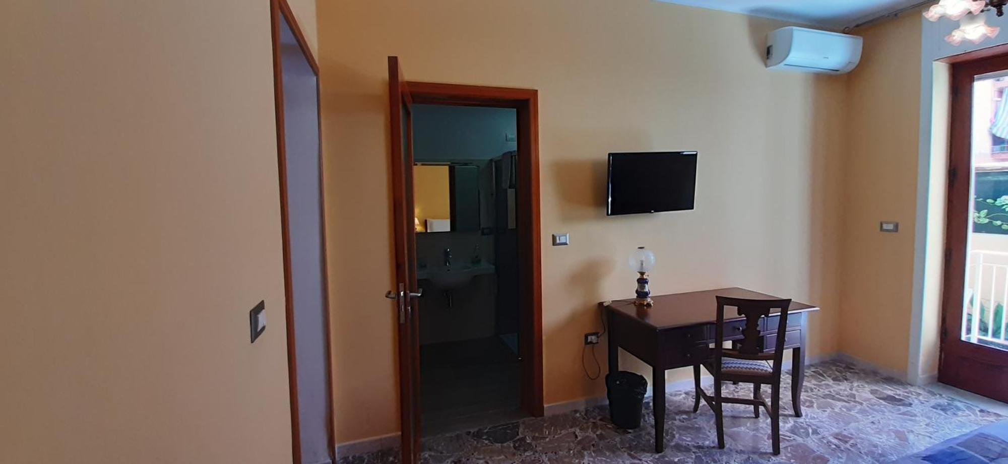 La Riviera Bed & Breakfast มิลาซโซ ห้อง รูปภาพ