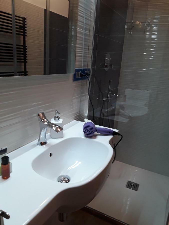 La Riviera Bed & Breakfast มิลาซโซ ภายนอก รูปภาพ