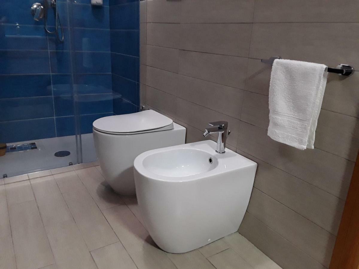 La Riviera Bed & Breakfast มิลาซโซ ภายนอก รูปภาพ